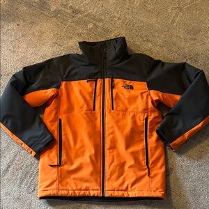 The North Face Men’s Orange and Black Performance Softshell Jacket- Medium- EUC